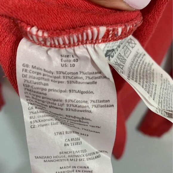 Bench woman’s sweatshirt with sequins. Size small. Excellent condition. SOFT!! - Picture 7 of 7